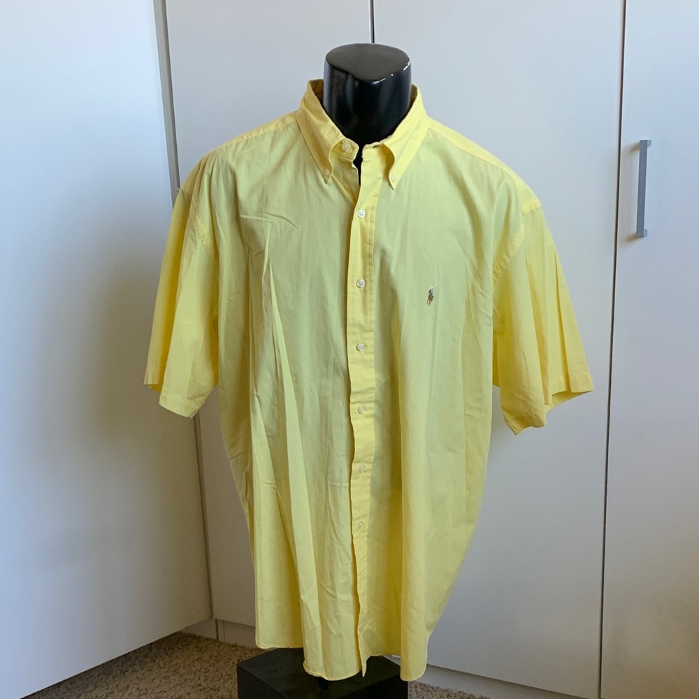 Ralph Lauren Blake fit men’s size XL yellow shirt sleeve button-up shirt